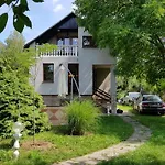 Dom wakacyjny Pilis Hills View Deluxe House With Pool & Ac Near Bp