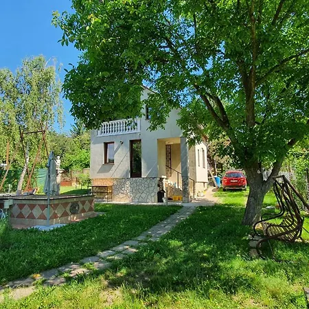 Pilis Hills View Deluxe House With Pool & Ac Near Bp Casa vacanze Pilisszentivan