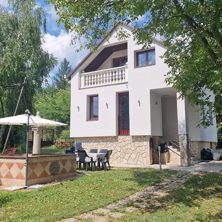 Pilis Hills View Deluxe House With Pool & Ac Near Bp Pilisszentivan